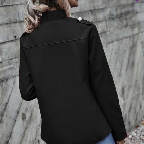 Black Button-Accent Blazer - Picture 2 of 4